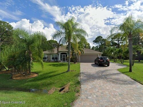 7100  Hacienda Drive, Grant, FL 32949