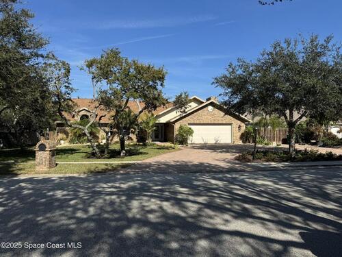 588  Peregrine Drive, Indialantic, FL 32903