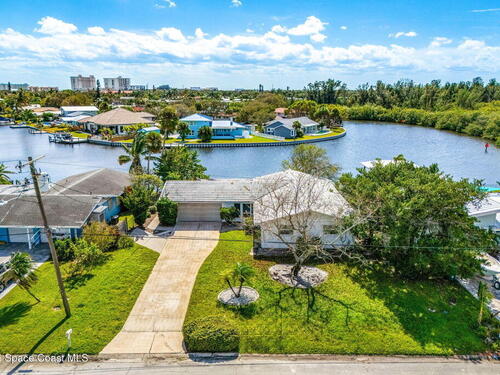 272  Bahama Boulevard, Cocoa Beach, FL 32931