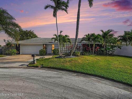 456  Carmine Drive, Cocoa Beach, FL 32931