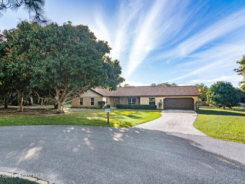 4245  Hillview Circle, Merritt Island, FL 32952