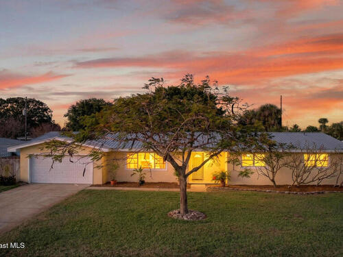 560  Glenwood Avenue, Satellite Beach, FL 32937