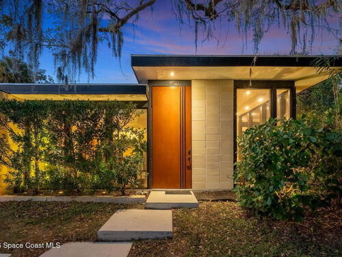 548  Old Oak Street, Melbourne, FL 32935