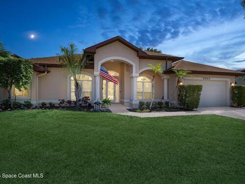 2025  Sykes Creek Drive, Merritt Island, FL 32953