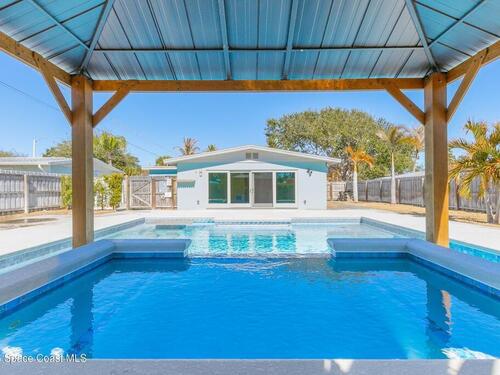 213 E Grant Avenue, Cocoa Beach, FL 32931