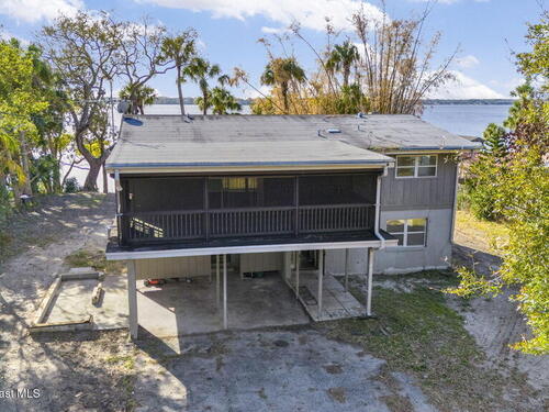 535  Robinhood Drive, Merritt Island, FL 32953