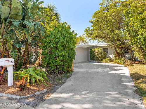 124  Aucila Road, Cocoa Beach, FL 32931