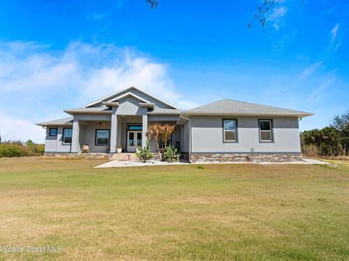 340  Stallion Street, Palm Bay, FL 32909