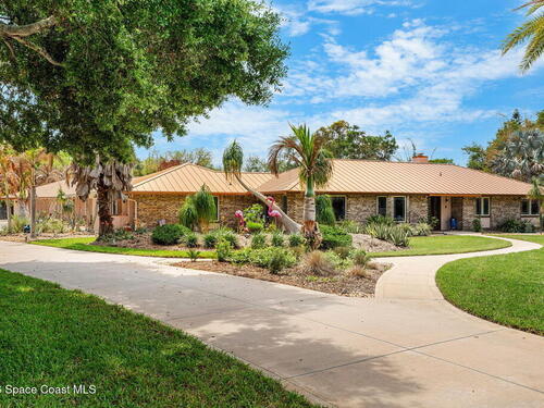 135  Crispin Street, Merritt Island, FL 32952