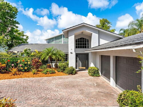 975  Oak Street, Merritt Island, FL 32953