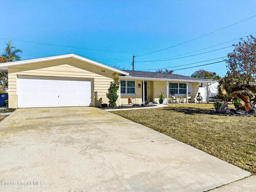 898  Kings Post Road, Rockledge, FL 32955